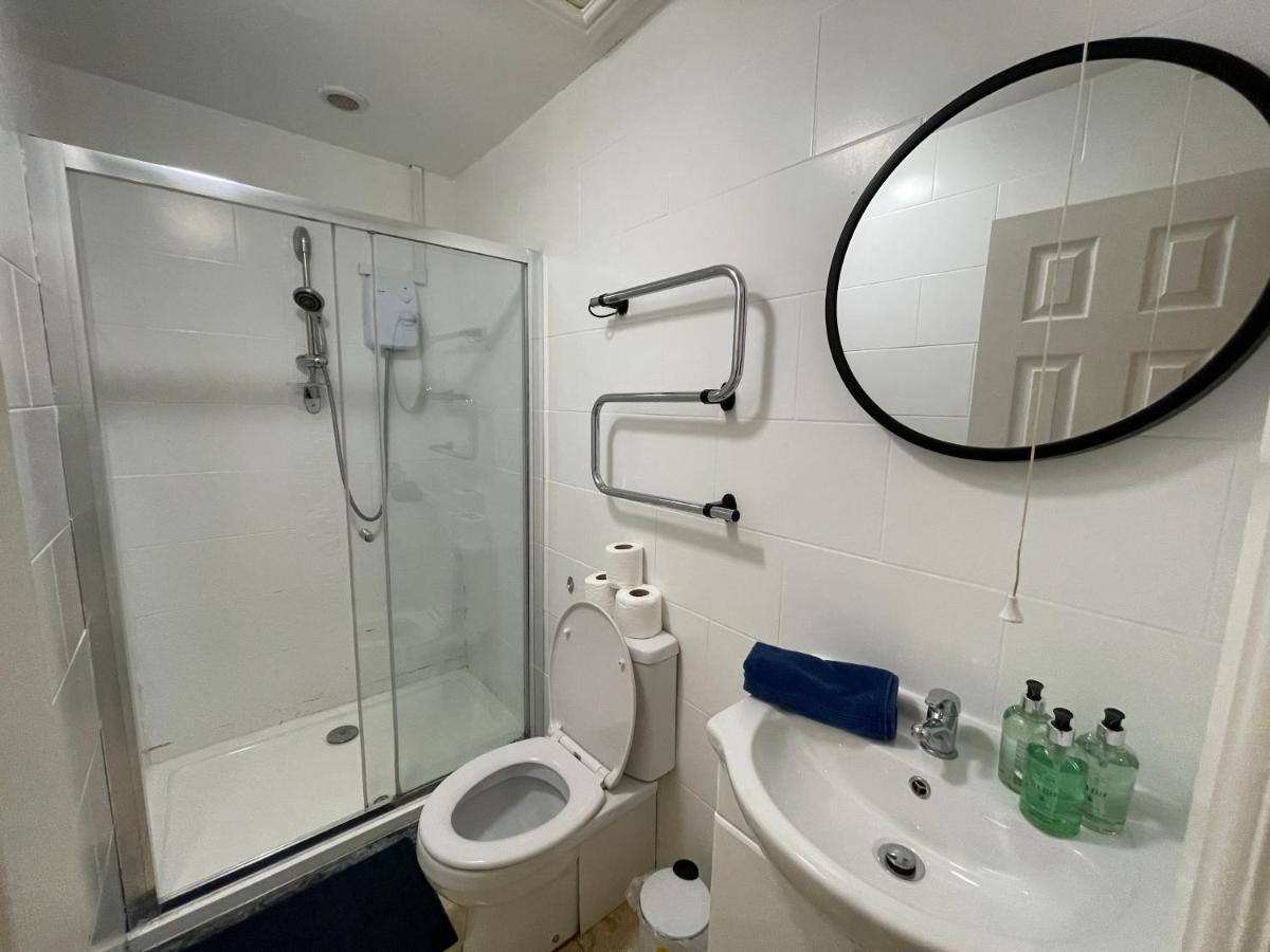 6 Person Apartment In City Centre Cardiff Kültér fotó